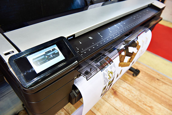 Plotters & Wide-Format Printers